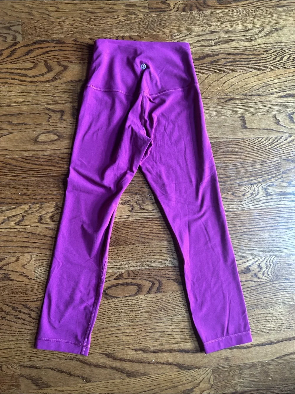 Lululemon Cropped Leggings Size 2 Purple Magenta High Rise Athletic Yoga Pants